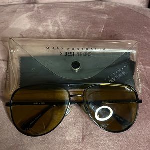 Quay x Desi Aviators